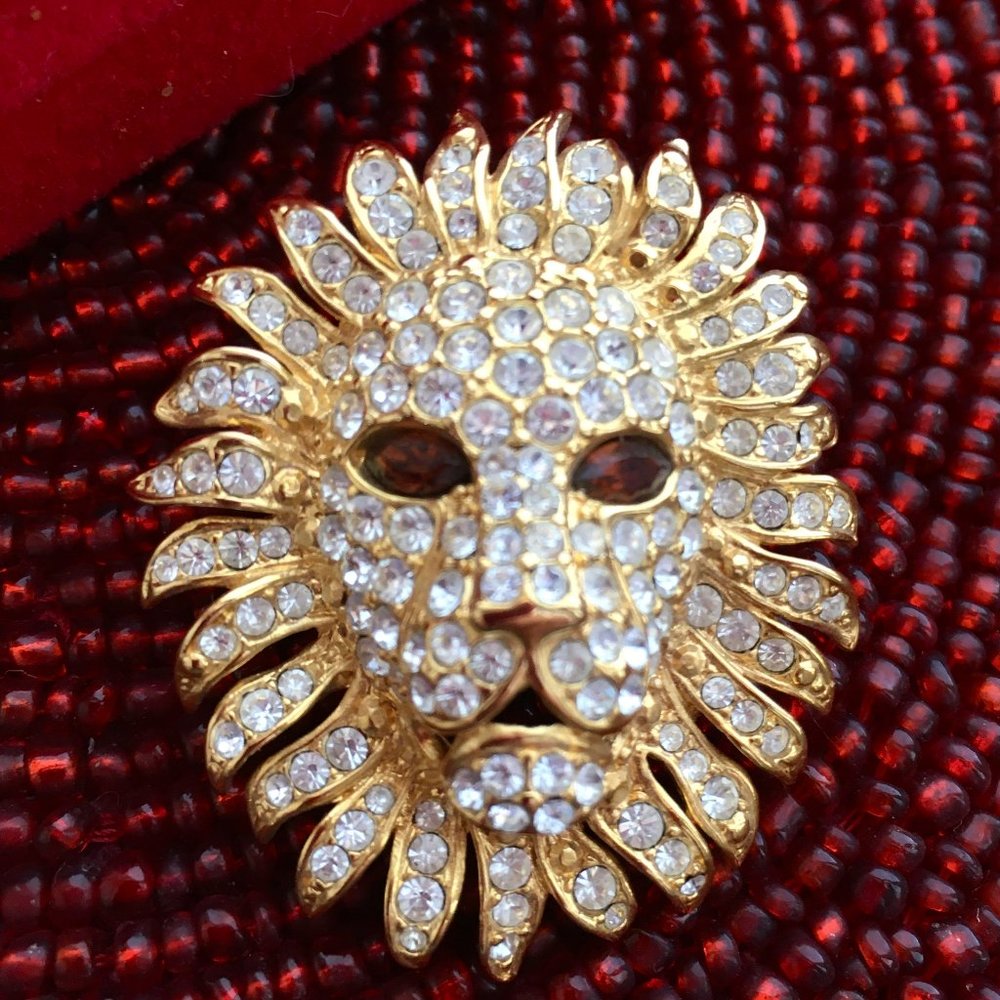 Elegant Kenneth Jay Lane KJL Gold-plated Lion Head Mask Brooch/Pendant Signed